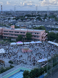 お祭りの様子